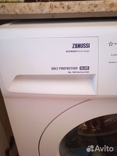 Стиральная машина Zanussi Италия