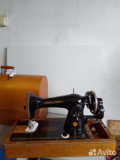 Швейная машинка