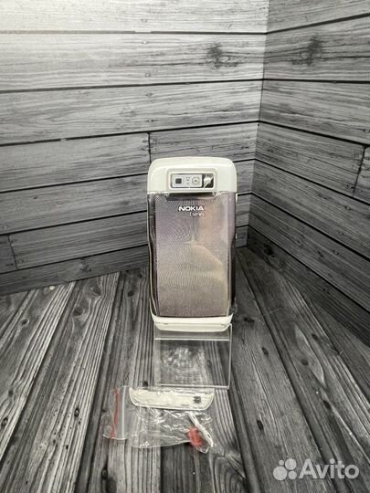 Новый корпус для Nokia E71