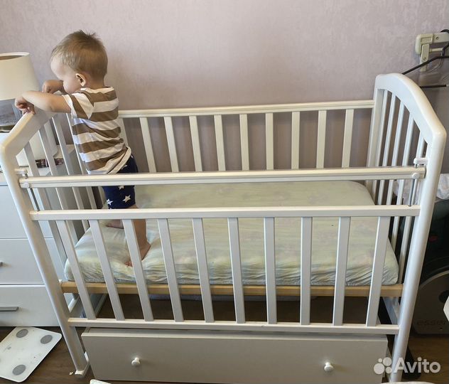 Детская кровать + матрас + бортики