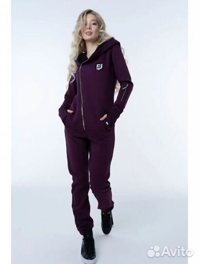 Комбинезон теплый женский, спортивный костюм