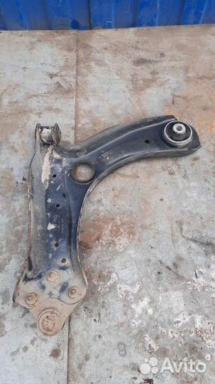 Рычаги подвески передний правый