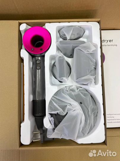 Фен Dyson supersonic