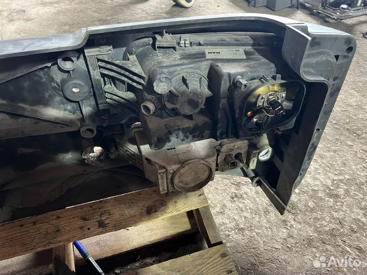 Фара правая с туманкой Man Tgl 81251016595