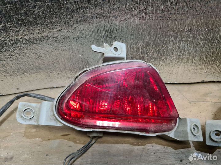 Фонарь птф задний Mazda 2 DE