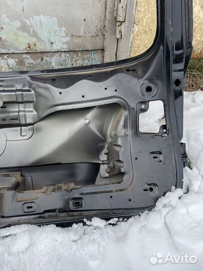 Дверь багажника Volkswagen Touareg 2