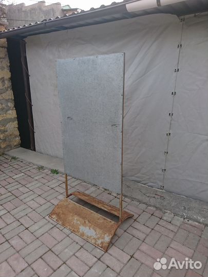 Стенд для магнитов