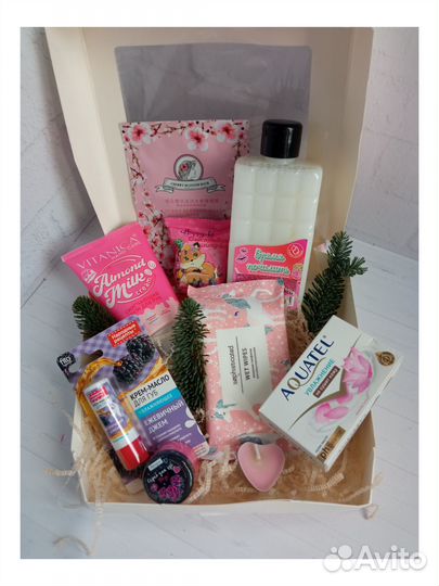 Косметические корзины и боксы подарки