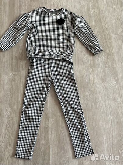 Блуза и брюки для девочки