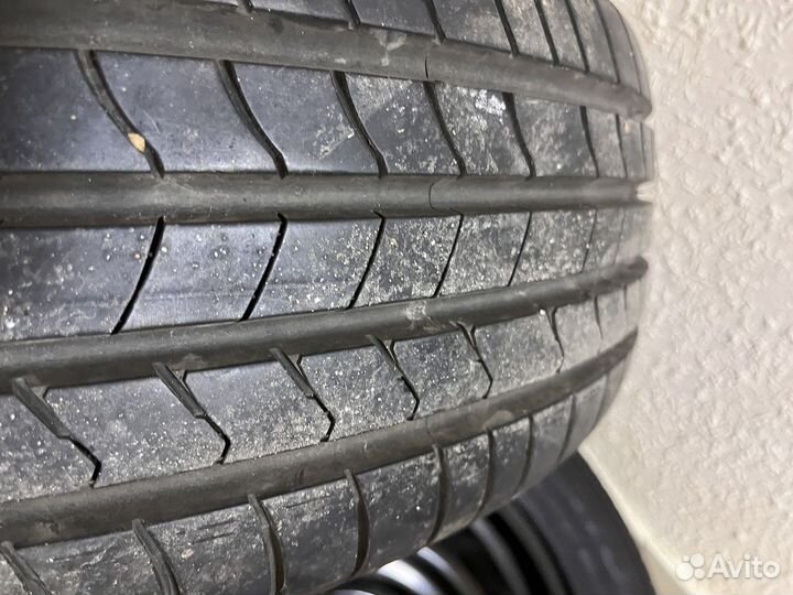 Kumho Ecsta HS51 205/65 R16 95H