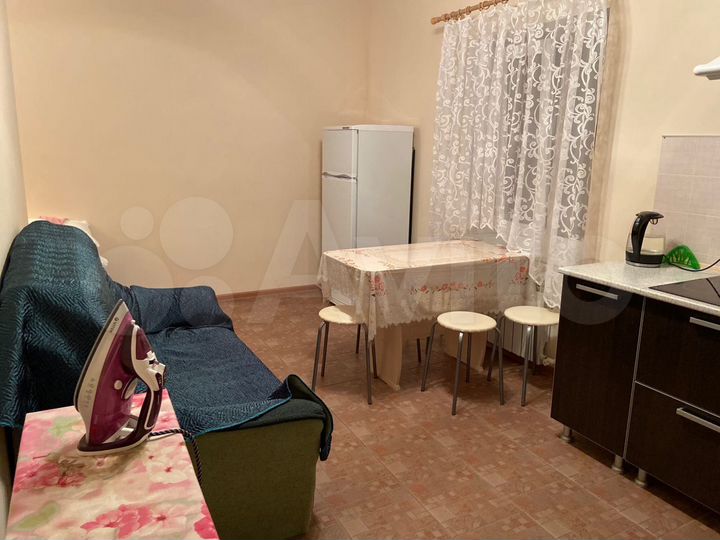 Дом 65 м² на участке 3,8 сот.