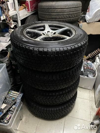 R17 Yokohama Geolandar I/T G072 255/65, PCD 5x114.3 DIA 70