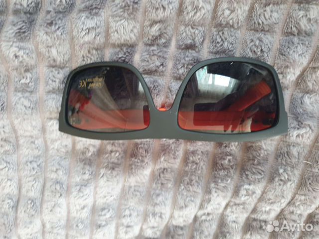 Солнцезащитные очки