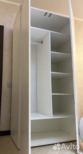 Двухдверный шкаф