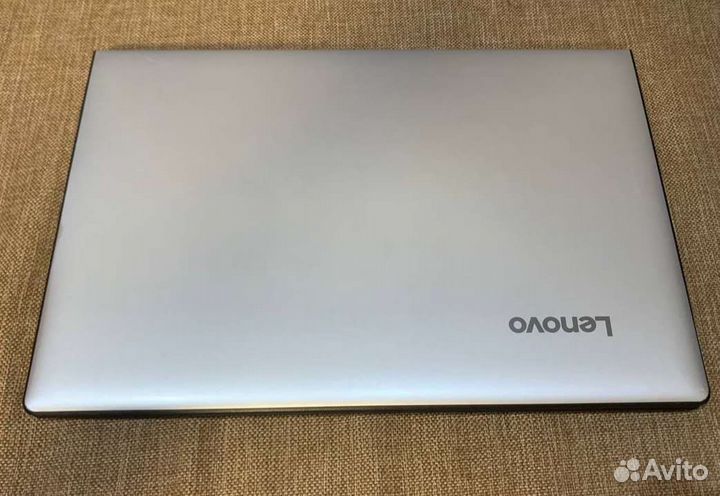 Ноутбук Lenovo