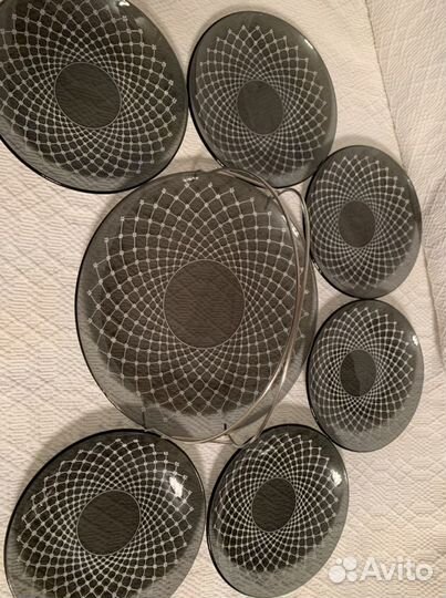 Набор тарелок