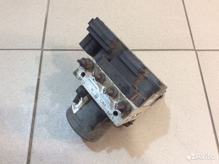 Блок ABS (насос) Kia Sorento UM 2015-2020