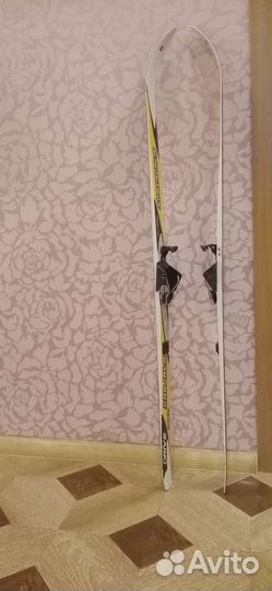 Беговые лыжи детские 110 см, палки 88 см бот.31 р