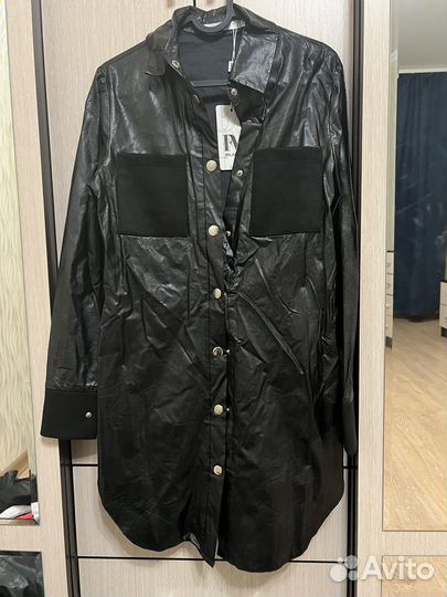 Платье экокожа