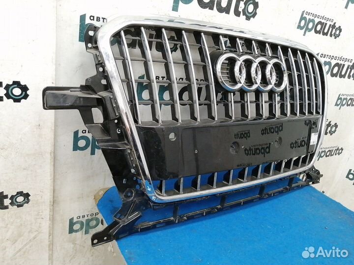 Решётка радиатора S-line П, 8R0 853 651 AB Audi Q5