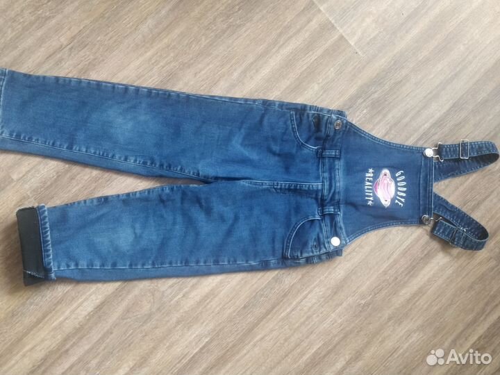 Джинсы на девочку 116