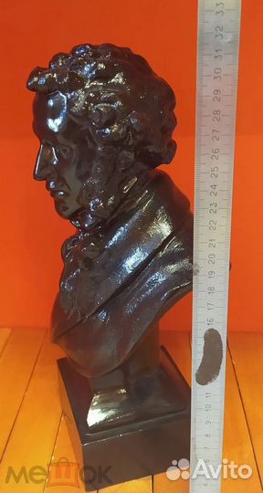 Бюст А.С. Пушкина касли Чугун Высота 32см Вес 6кг