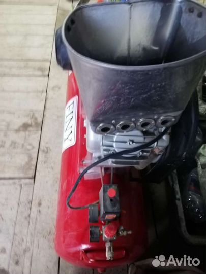 Аренда штукатурной станции, компрессор, хопер-ковш