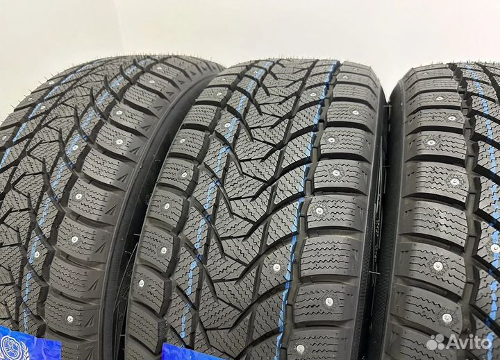 Tri Ace Snow White II 215/60 R16 44T