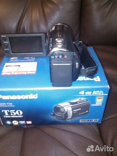 Видеокамера Panasonic SDR-T50