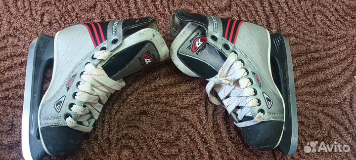 Коньки хоккейные 39 размер profy