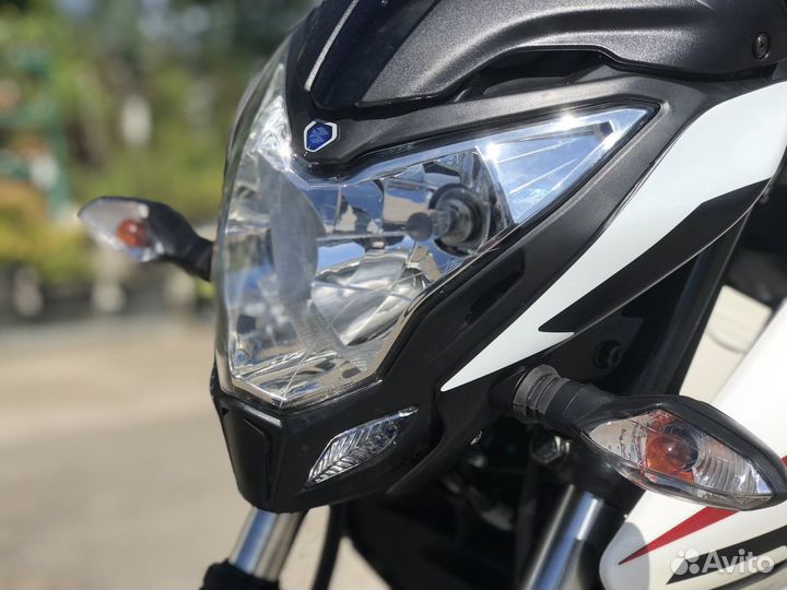 Мотоцикл Bajaj Pulsar NS 200