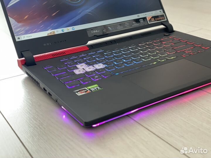 Игровая пушка Asus Rog Strix