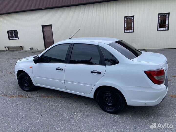 LADA Granta 1.6 МТ, 2019, 370 000 км