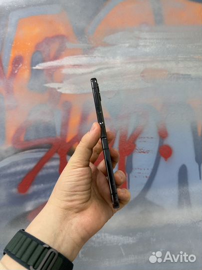 Samsung Galaxy Z Flip4, 8/256 ГБ