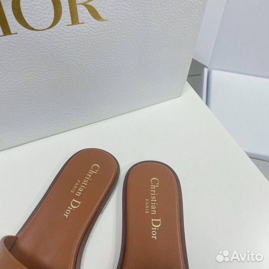 Сабо Dior