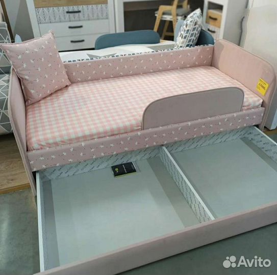 Кровать детская