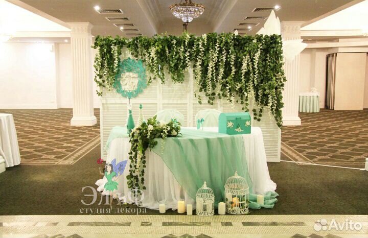 Ажурная ширма с камнями, тумбы ажурные