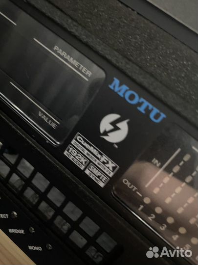 Внешняя звуковая карта motu 828X