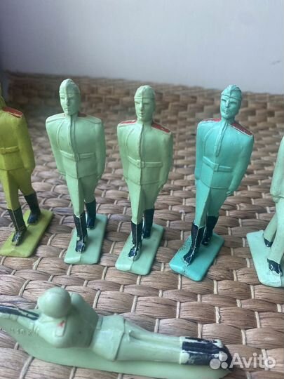 Солдатики пластмассовые СССР