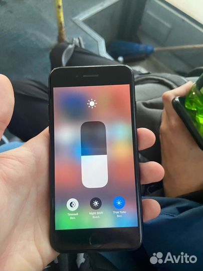 iPhone SE (2020), 64 ГБ