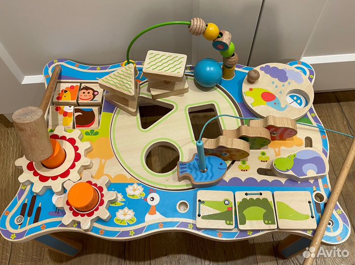 Lucy and Leo Бизи борд, сортер, рыбалка