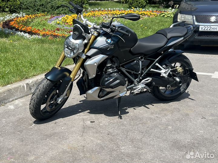 BMW R1250R