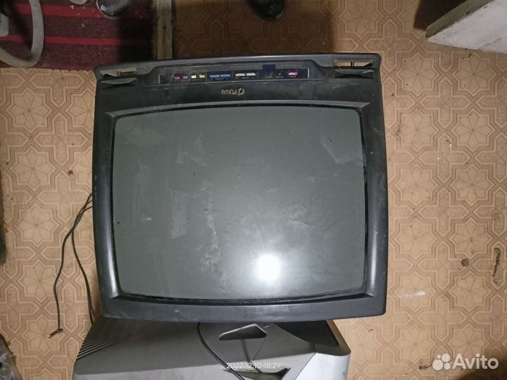 Продам телевизор