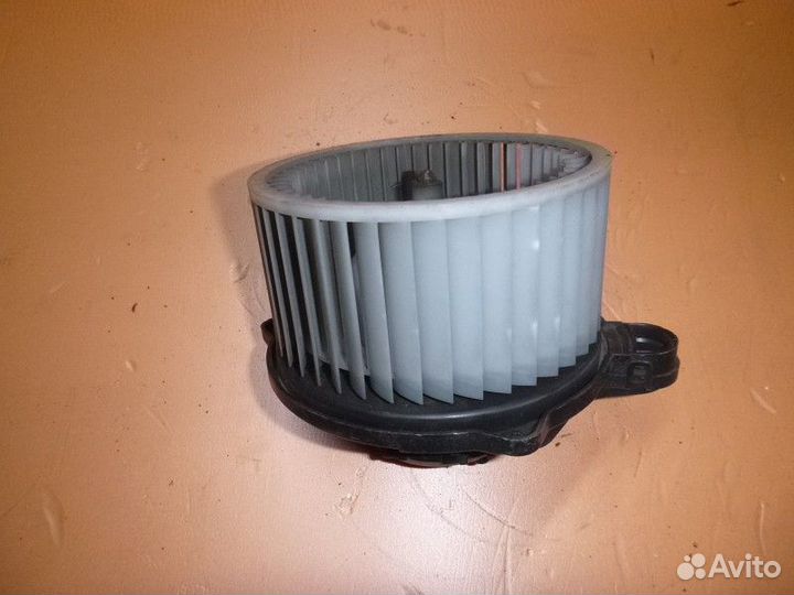 Моторчик печки KIA sportage 2010