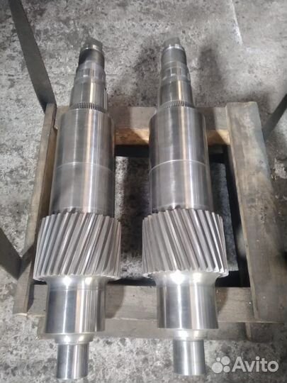 Передающий вал волочильного стана