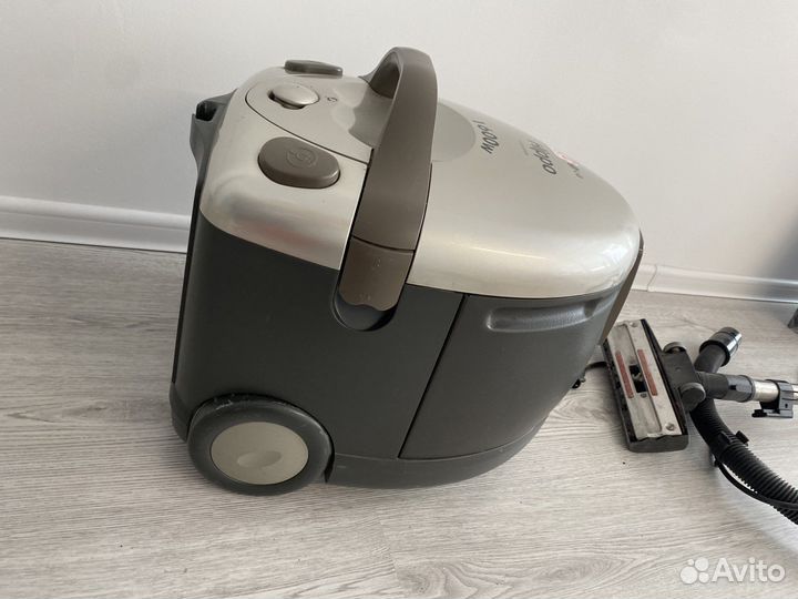 Пылесос LG hippo 1600w