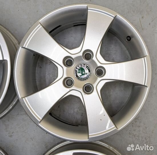 Литые диски R-16 на Skoda Octavia (Apollon) 5x112