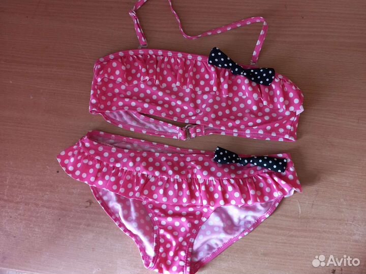 Купальник для девочки 140 новый