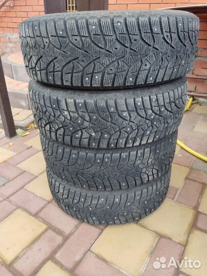 Bridgestone Blizzak Spike-02 185/65 R15 88T