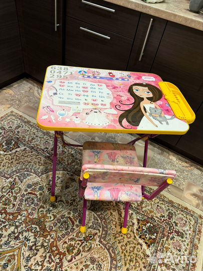 Детский стол и стул